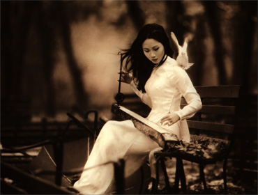 huyencam.jpg (41558 bytes)